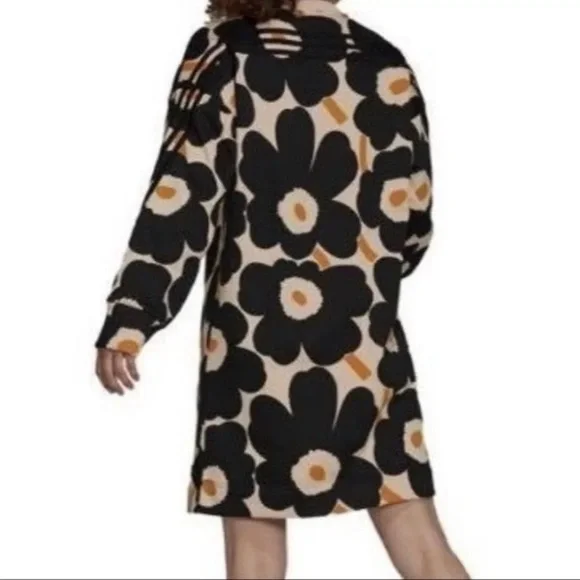 Marimekko adidas . size medium. New with tags - Picture 3 of 7